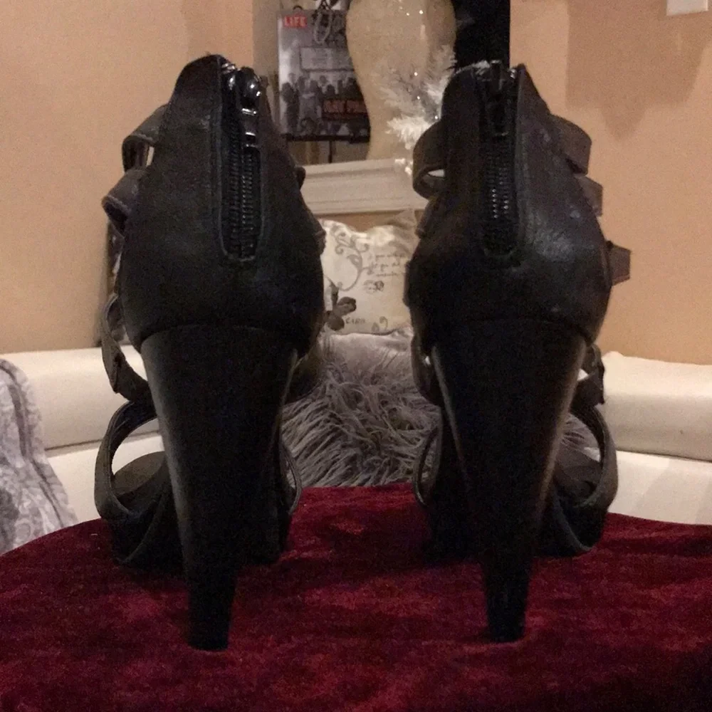 Qupid Black Strappy Heels Platform Sandals Ankle Strap Stiletto NWOT Size 8.5 - Picture 4 of 7